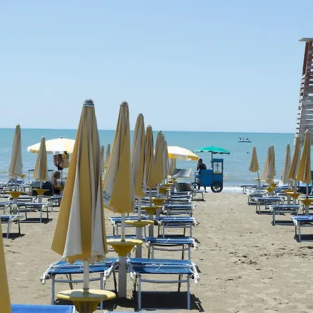 Ξενοδοχείο Riviera *