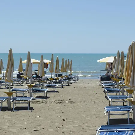 Ξενοδοχείο Riviera *