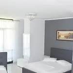 Hotel Riviera *